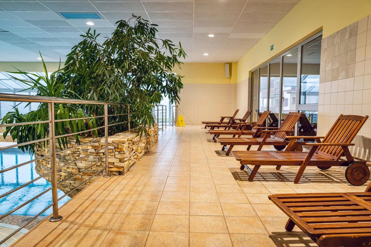 Pohorje Village Wellbeing Resort - Wellness & Spa Hotel Bolfenk Marburgo Esterno foto